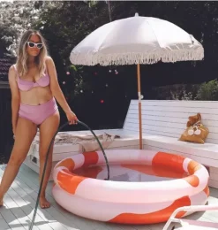 Kinky Splash Inflatable Pool