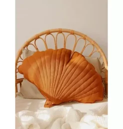 Linen “Caramel” Ginkgo Leaf Pillow