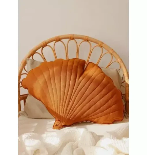Linen “Caramel” Ginkgo Leaf Pillow