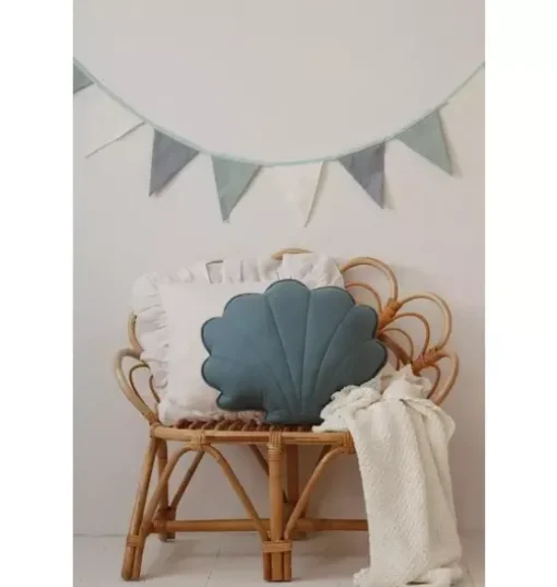 Linen “Eye of the Sea” Shell Pillow