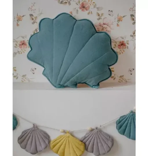 Linen “Eye of the Sea” Shell Pillow