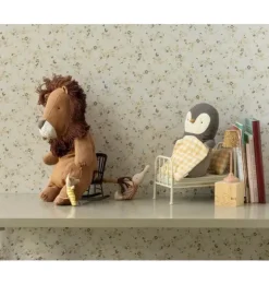 Safari friends, Lion