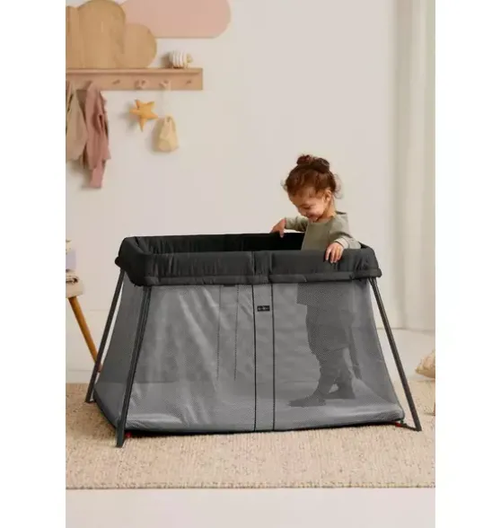 Travel Crib Light Black & Fitted Sheet Bundle Pack