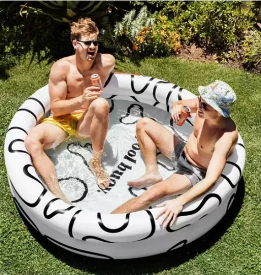 Wavy Bjorne Inflatable Pool
