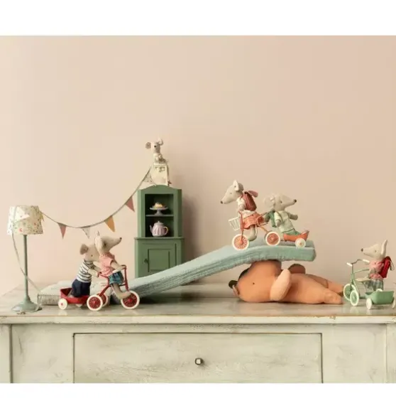 Abri a tricycle, Mouse - Red