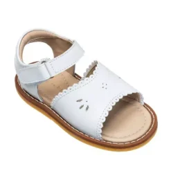 Classic Sandal with Scallop White