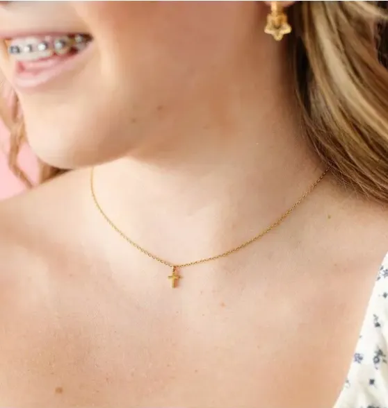 Cross Pendant Necklace