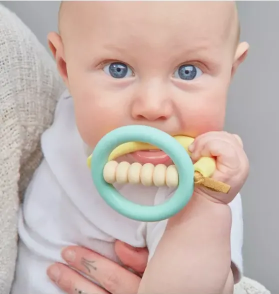 Dewdrop Orbit Teether