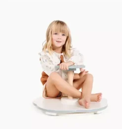 Ivory Sit and Spin