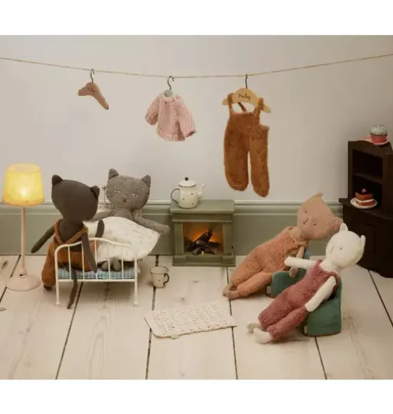 Kitten in Overalls - Blond