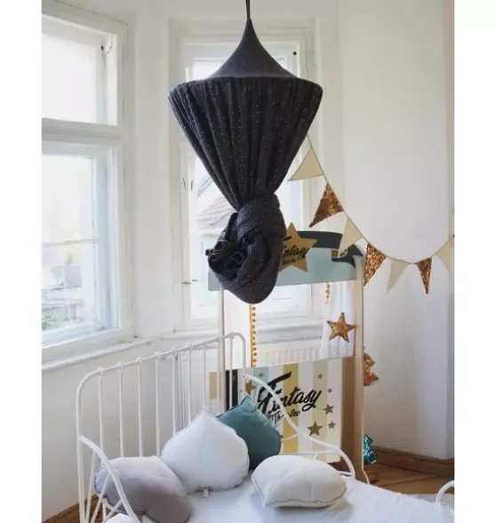 “Anthracite and Gold” Canopy