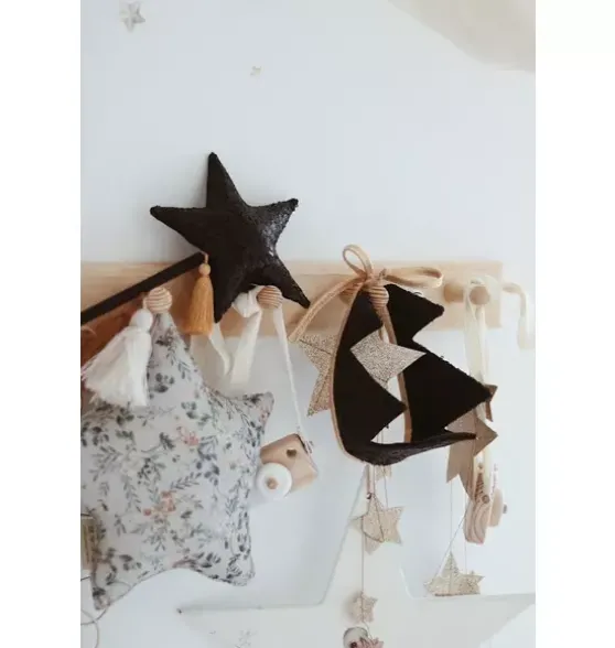 “Black Sequins” Crown