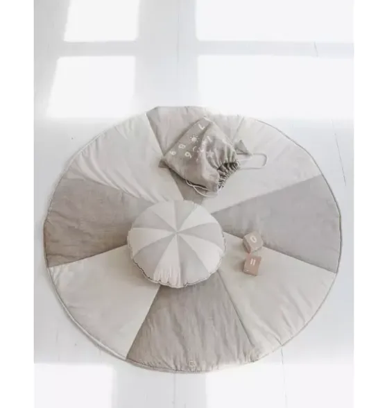 “Cream Candy” Round Patchwork Mat