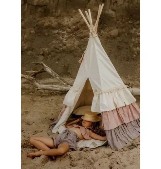 “Powder Frills” Teepee Tent with Frills