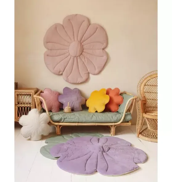 Linen "Powder Rose" Flower Mat