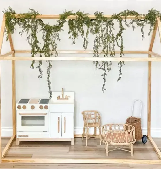 Montessori House Bed / Size Full