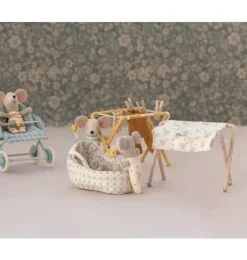 Nursery Table, Baby Mouse - Rose