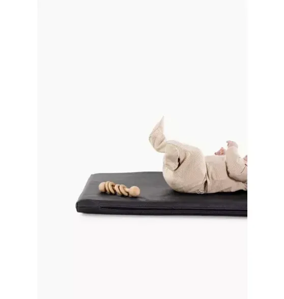 Raven Padded Changing Mat