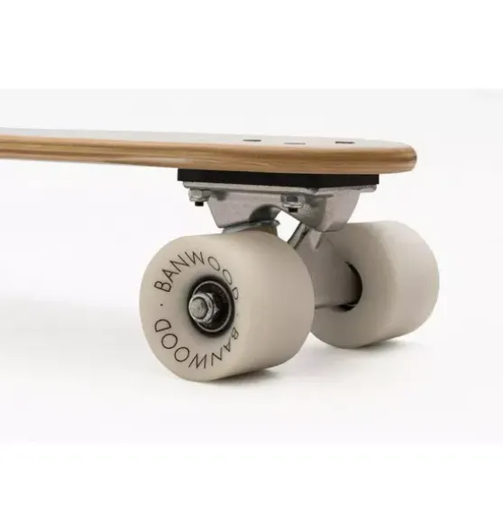Skateboard White