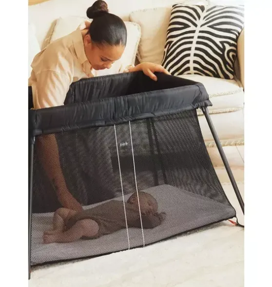 Travel Crib Light Black & Fitted Sheet Bundle Pack