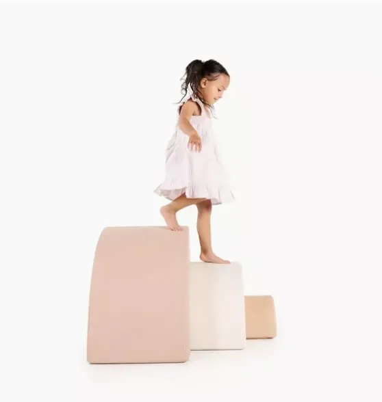 Tulle Arc Playset